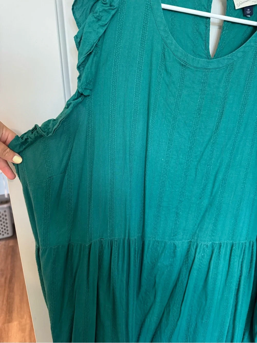 Universal Thread Sleeveless Ruffle Tiered Maxi Dress in Emerald Green
